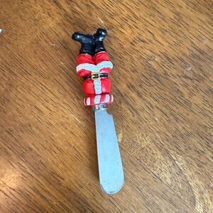 Boston Warehouse Santa Cheese Spreader - Red and Black